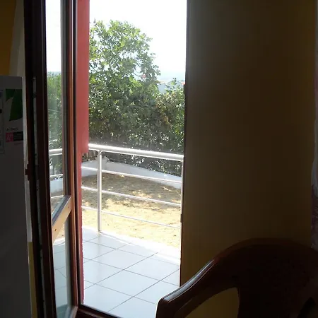 Alayli Apart Bed & Breakfast *
