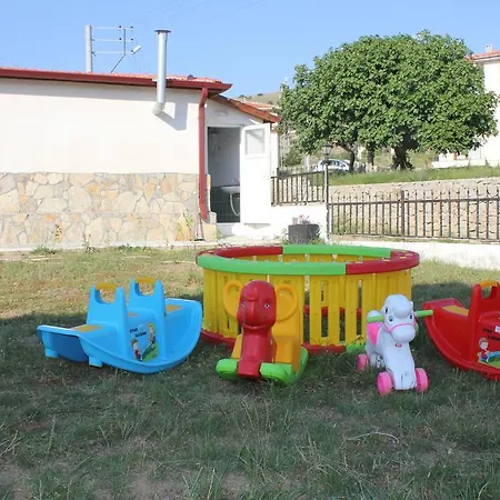 לינה וארוחת בוקר Alayli Apart